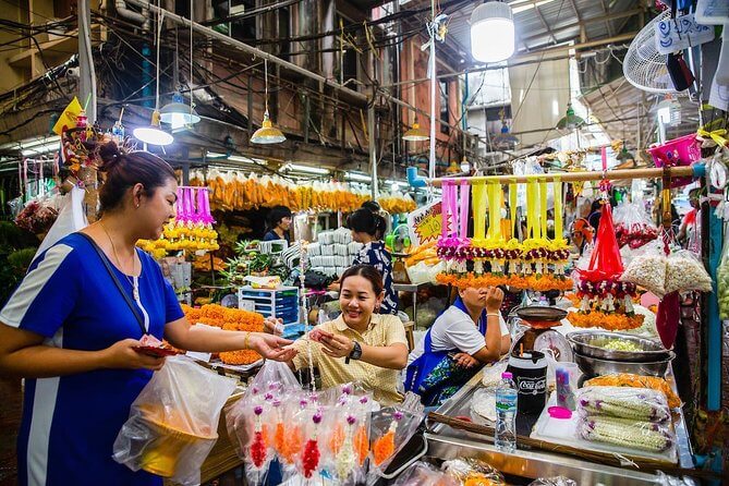 Pak-Khlong-Talat-flower-market-bangkok