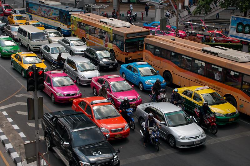 colorful-taxi-in-bangkok-facts
