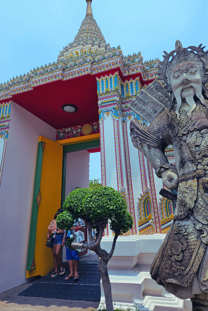 wat-pho-bangkok-places-to-visit
